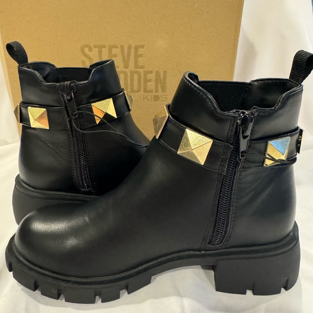 Steve Madden
Big Girls JSUGARR Zipper Closure Boots